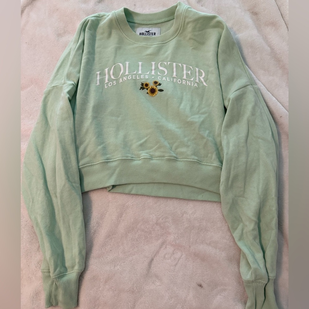 Hollister Mint Green Sweatshirt